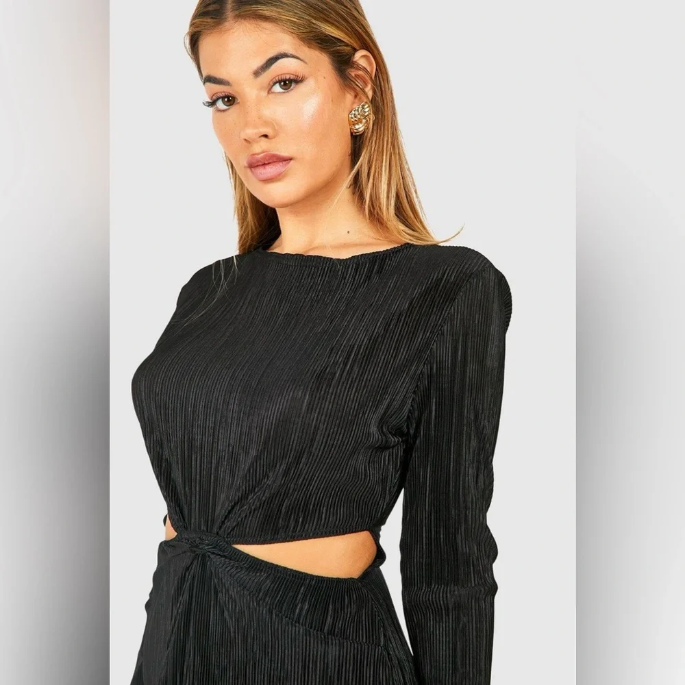 Boohoo Black Plisse Cut Out Bodycon Midmaxi Dress - Picture 4 of 7